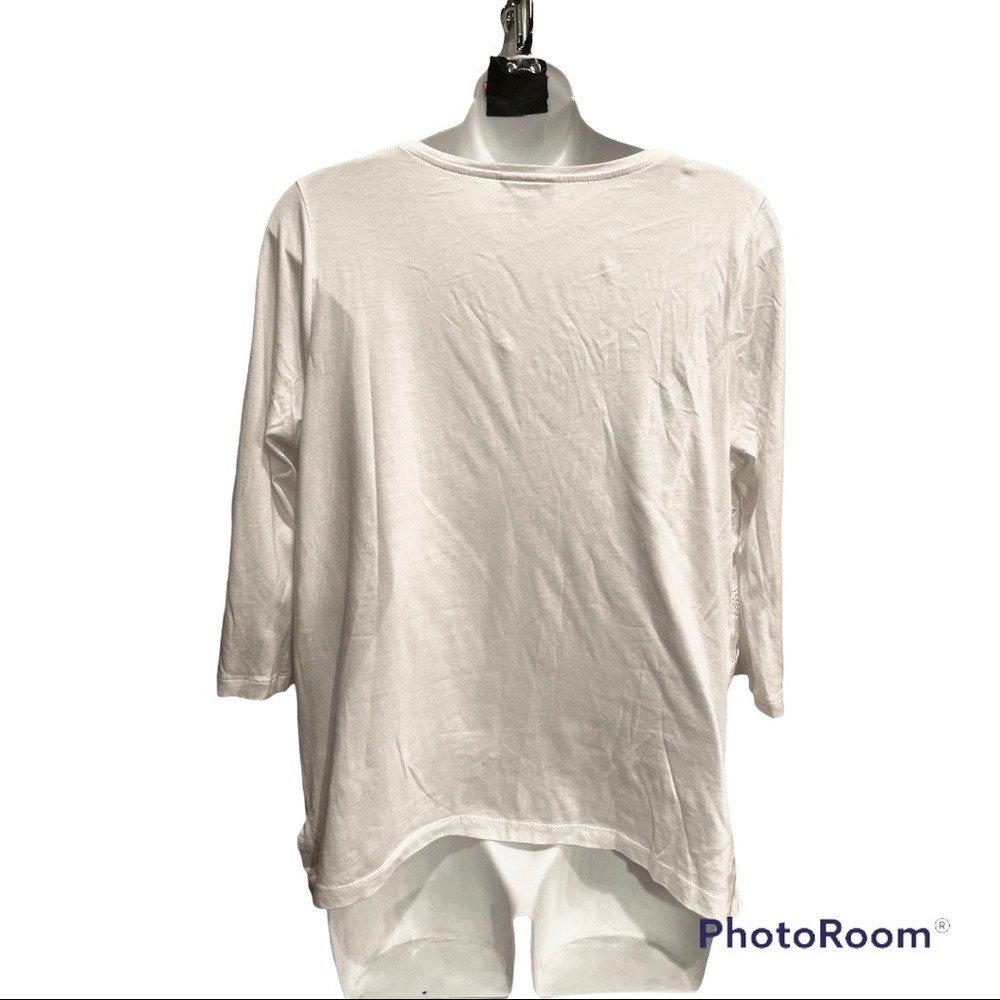 J Jill Top with flower lace detail in white. Size MP - Picture 3 of 16